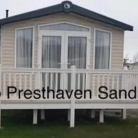 Presthaven Sands Holiday Park 3 And 2 Bed Caravans Prestatyn Bagian luar foto