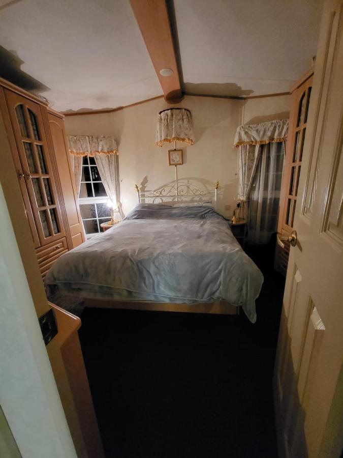 Presthaven Sands Holiday Park 3 And 2 Bed Caravans Prestatyn Bagian luar foto