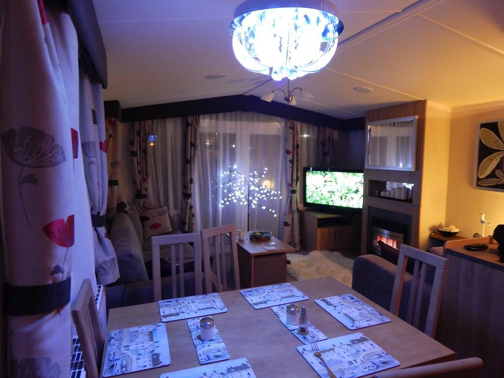 Presthaven Sands Holiday Park 3 And 2 Bed Caravans Prestatyn Ruang foto